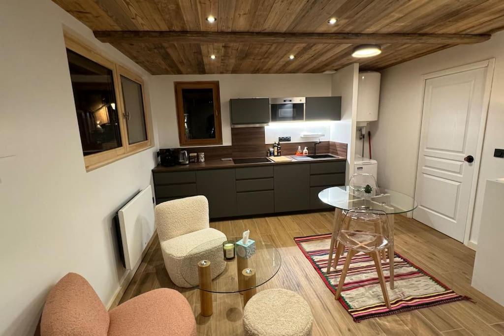 Maisonnette A Courchevel. Courchevel